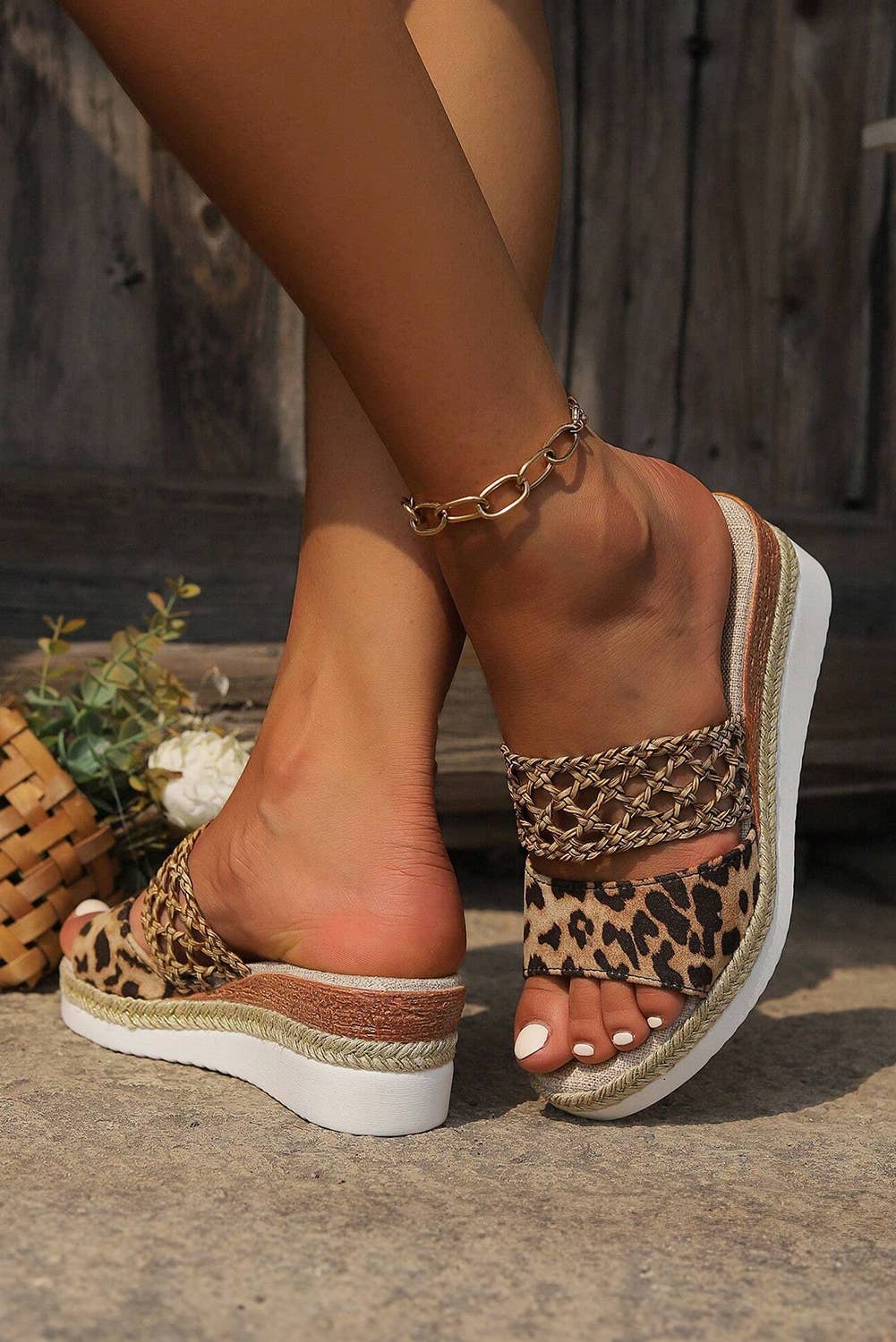 Western Leopard/ Floral Print Braided Details Wedge Slippers