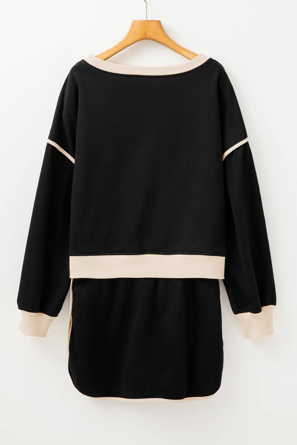 Color Contrast Loose Pullover and Lace-up Waist Skort Set